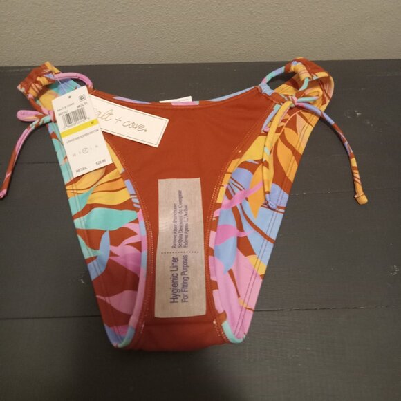 Salt+Cove NWT bathing suit. - Picture 3 of 3